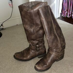 gray/brown knee height zip boots